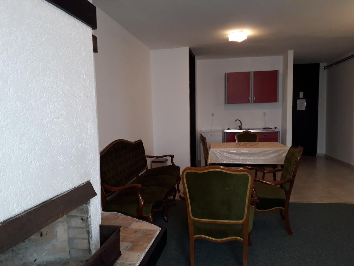 Apartments And Rooms Haludovo - Ribarsko Selo 马林斯卡 外观 照片