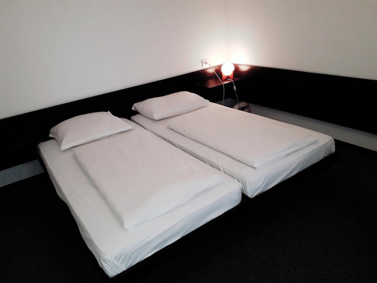 Apartments And Rooms Haludovo - Ribarsko Selo 马林斯卡 外观 照片